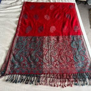 Pashmina shawl